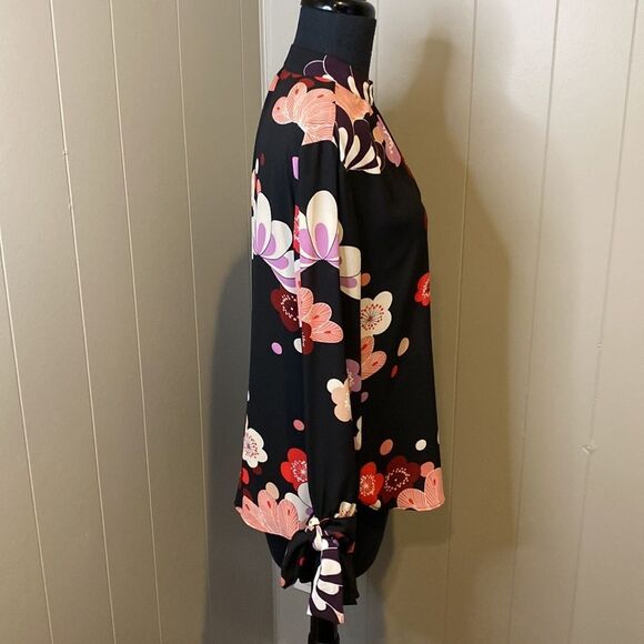 Z Ann Taylor Women’s Small Blouse Floral Long Sleeve Neck Clasp Slit Cuff Ties - Picture 3 of 8